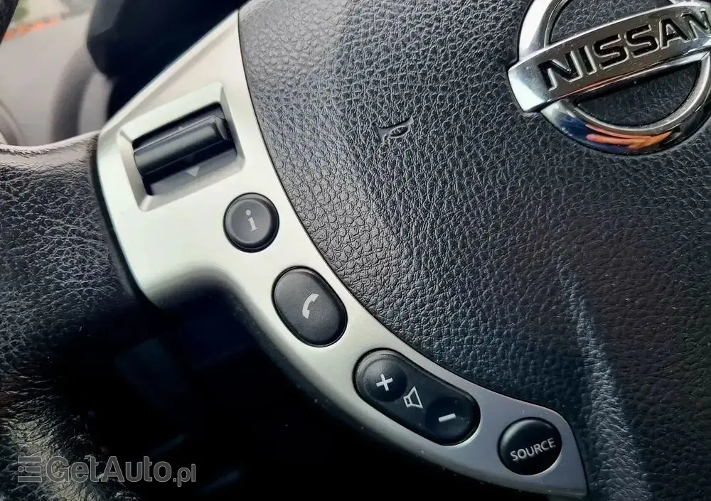 NISSAN Qashqai 2.0 4 x 4 CVT tekna