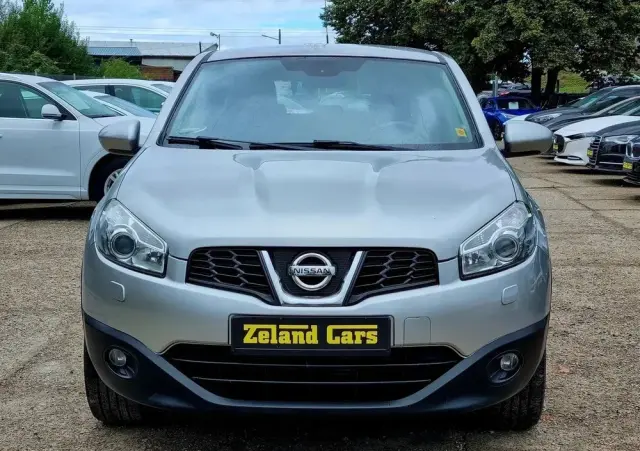 NISSAN Qashqai 2.0 4 x 4 CVT tekna