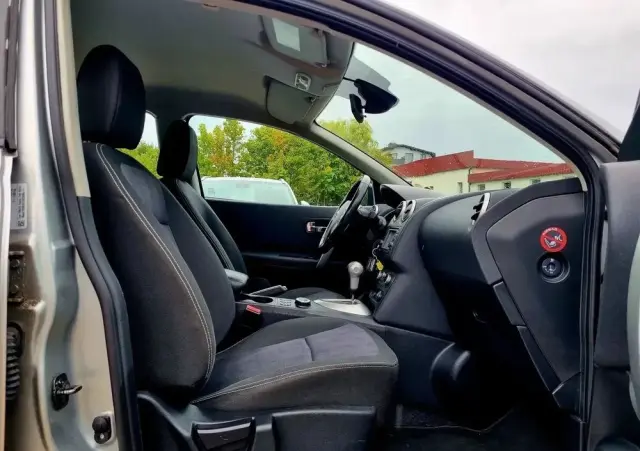 NISSAN Qashqai 2.0 4 x 4 CVT tekna