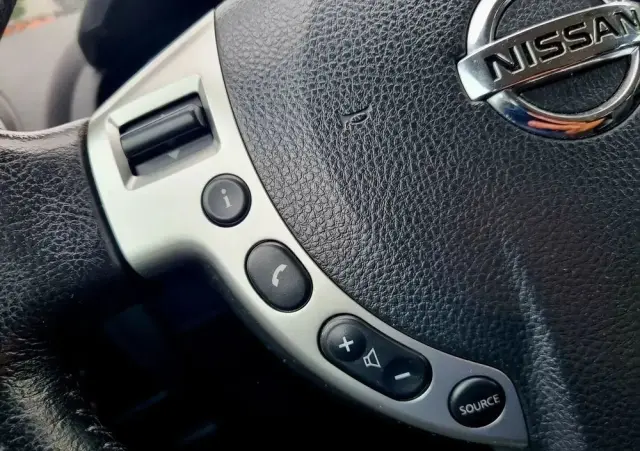 NISSAN Qashqai 2.0 4 x 4 CVT tekna