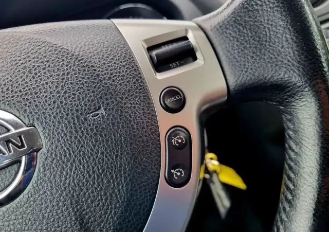 NISSAN Qashqai 2.0 4 x 4 CVT tekna