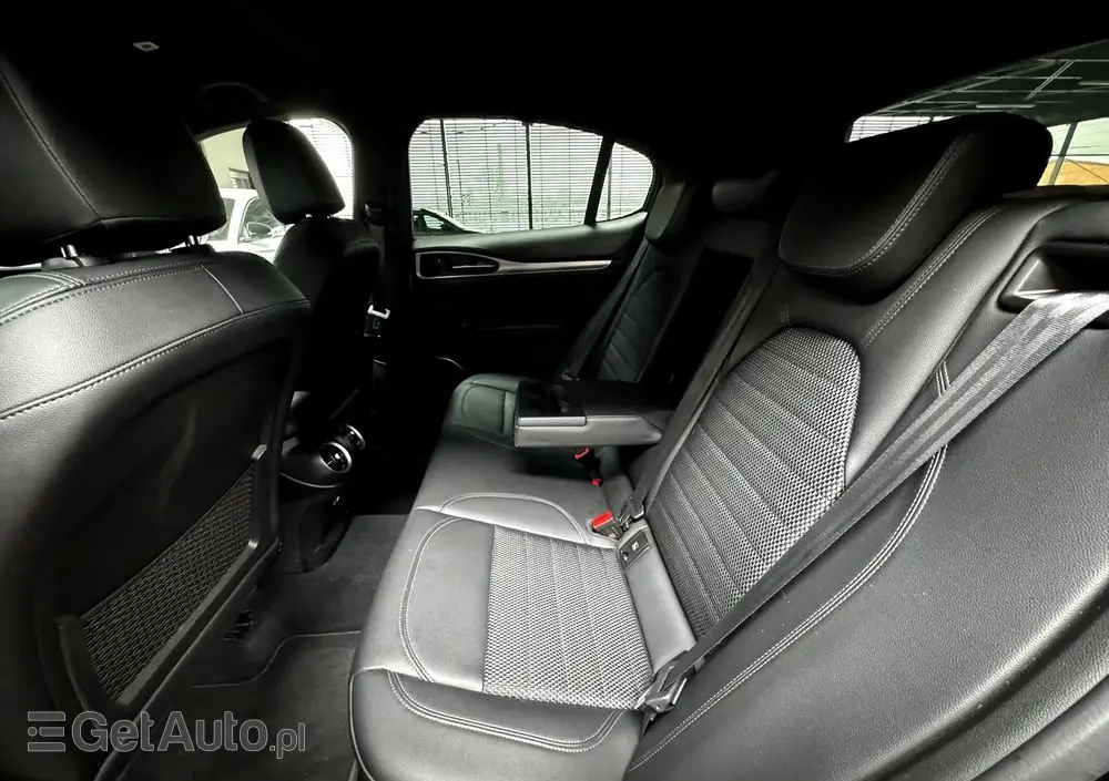 ALFA ROMEO Stelvio 2.0 Turbo Sprint Q4