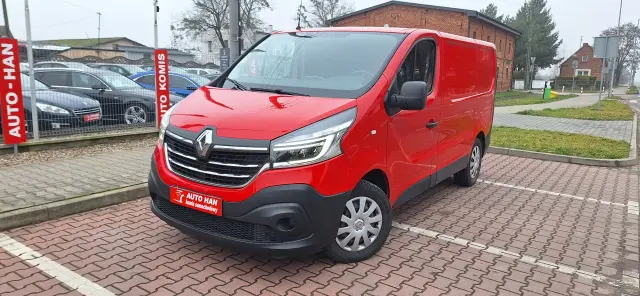 RENAULT Trafic 