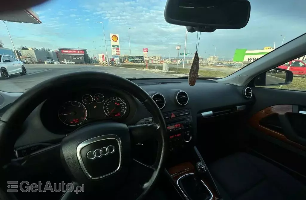AUDI A3 