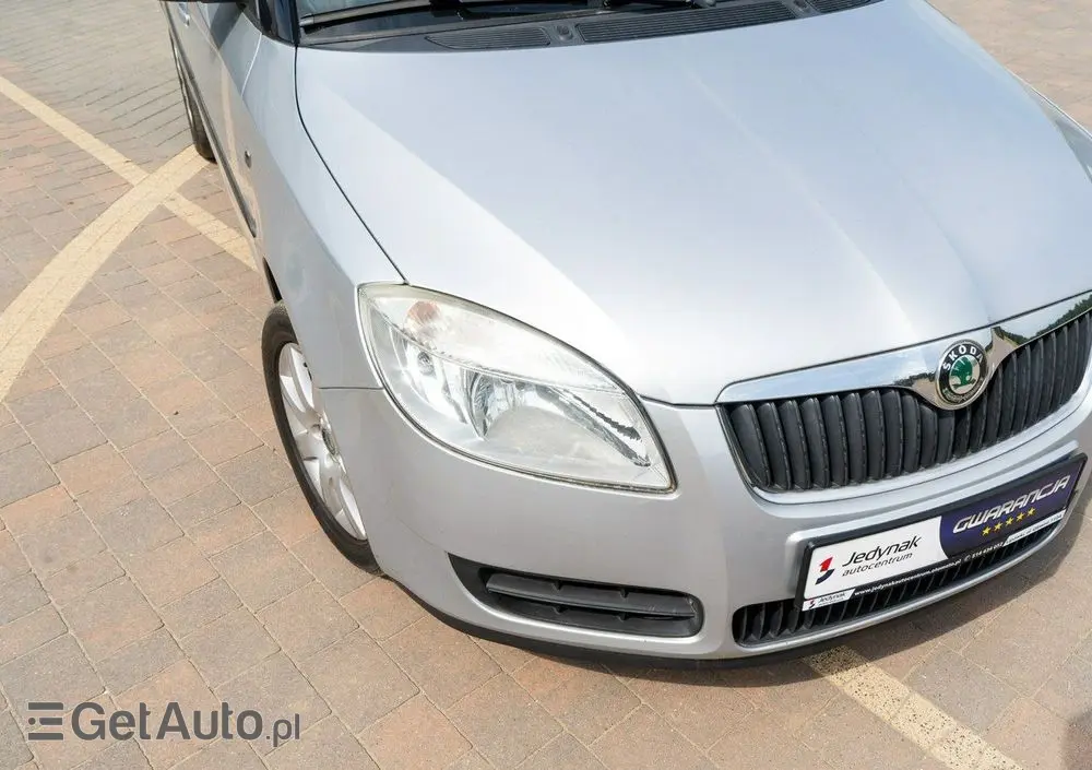 SKODA Roomster 