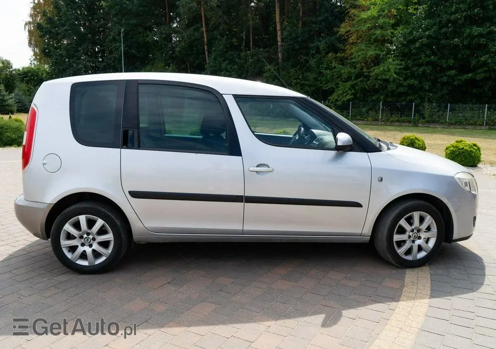SKODA Roomster 