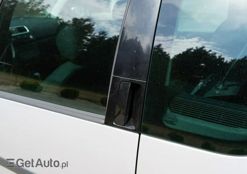 SKODA Roomster 
