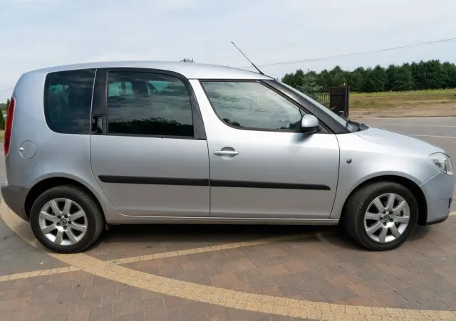 SKODA Roomster 