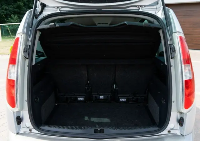 SKODA Roomster 