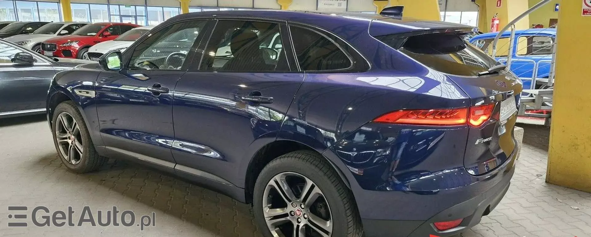 JAGUAR F-Pace 