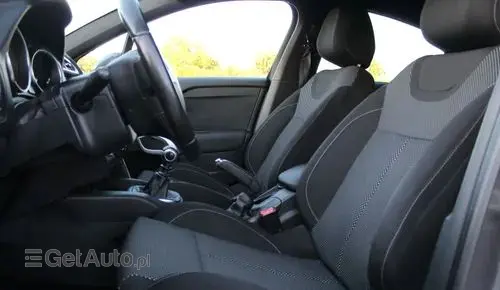 DS 4 