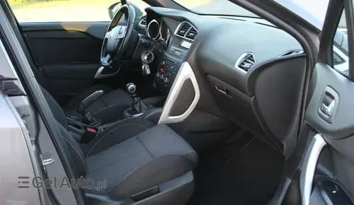 DS 4 