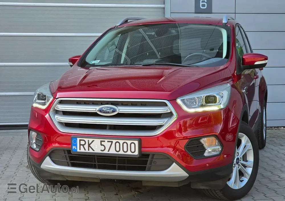 FORD Kuga 1.5 EcoBoost FWD Titanium ASS MMT6