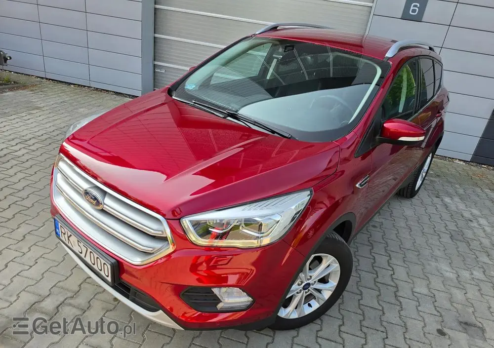 FORD Kuga 1.5 EcoBoost FWD Titanium ASS MMT6