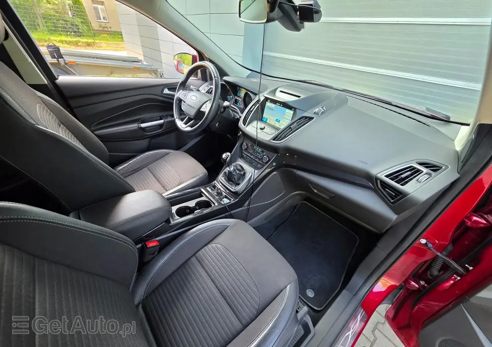 FORD Kuga 1.5 EcoBoost FWD Titanium ASS MMT6