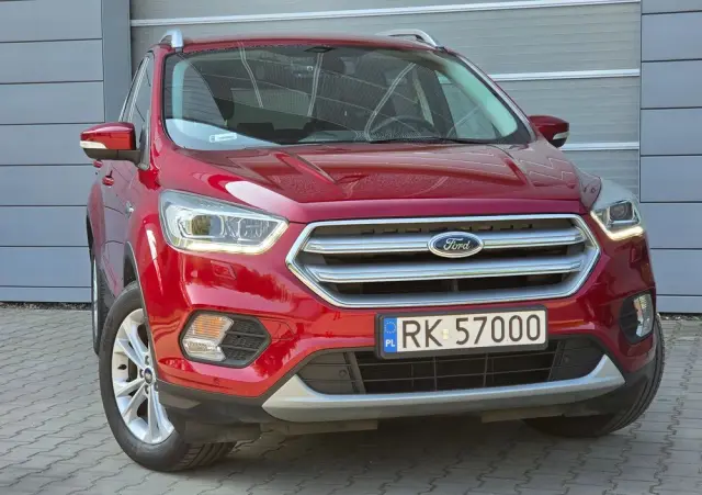 FORD Kuga 1.5 EcoBoost FWD Titanium ASS MMT6