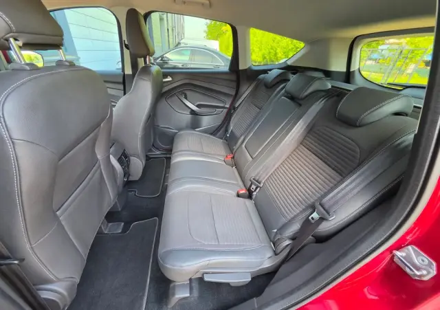 FORD Kuga 1.5 EcoBoost FWD Titanium ASS MMT6