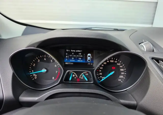 FORD Kuga 1.5 EcoBoost FWD Titanium ASS MMT6