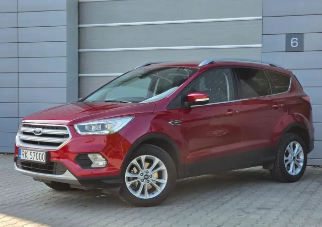 FORD Kuga 1.5 EcoBoost FWD Titanium ASS MMT6