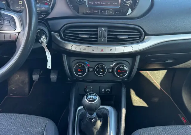 FIAT Tipo 1.6 MultiJet Lounge