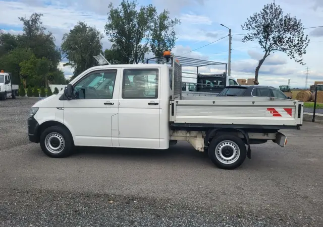 VOLKSWAGEN Transporter t6 lift doka super stan klima serwisowany 