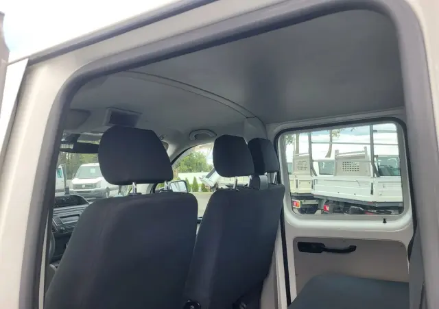 VOLKSWAGEN Transporter t6 lift doka super stan klima serwisowany 