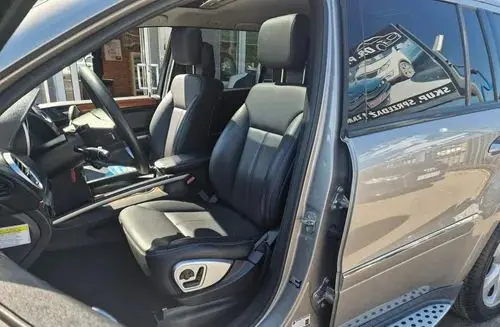 MERCEDES-BENZ GL 
