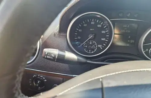 MERCEDES-BENZ GL 