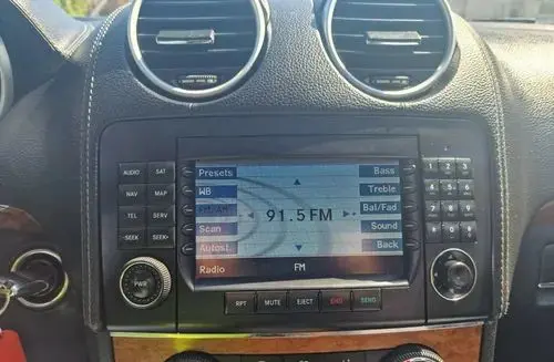 MERCEDES-BENZ GL 