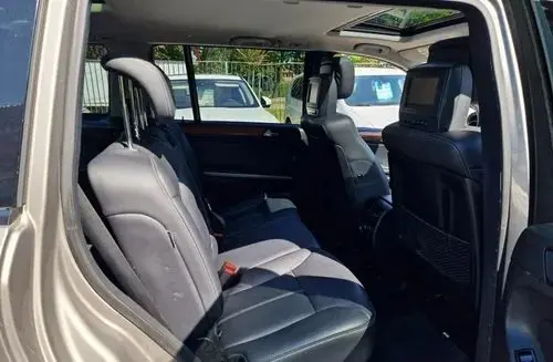 MERCEDES-BENZ GL 