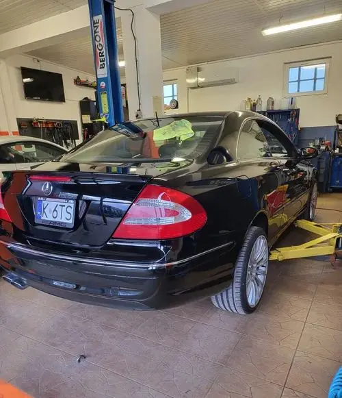 MERCEDES-BENZ CLK 