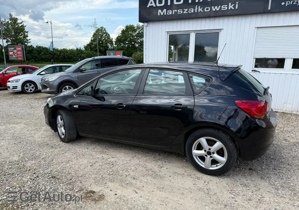 OPEL Astra 1.4 Active