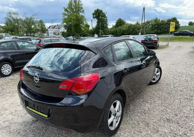 OPEL Astra 1.4 Active