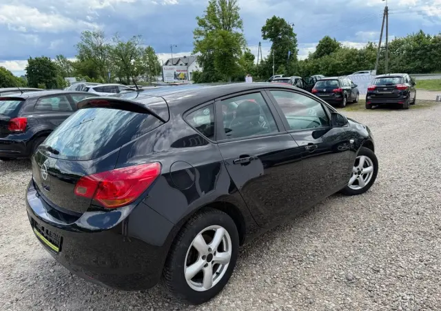 OPEL Astra 1.4 Active