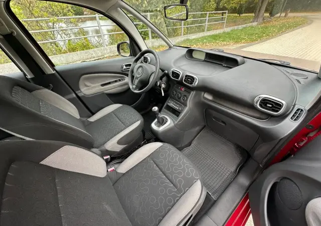 CITROËN C3 Picasso 1.4i Exclusive