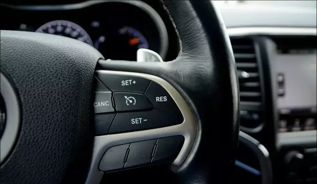 JEEP Grand Cherokee 