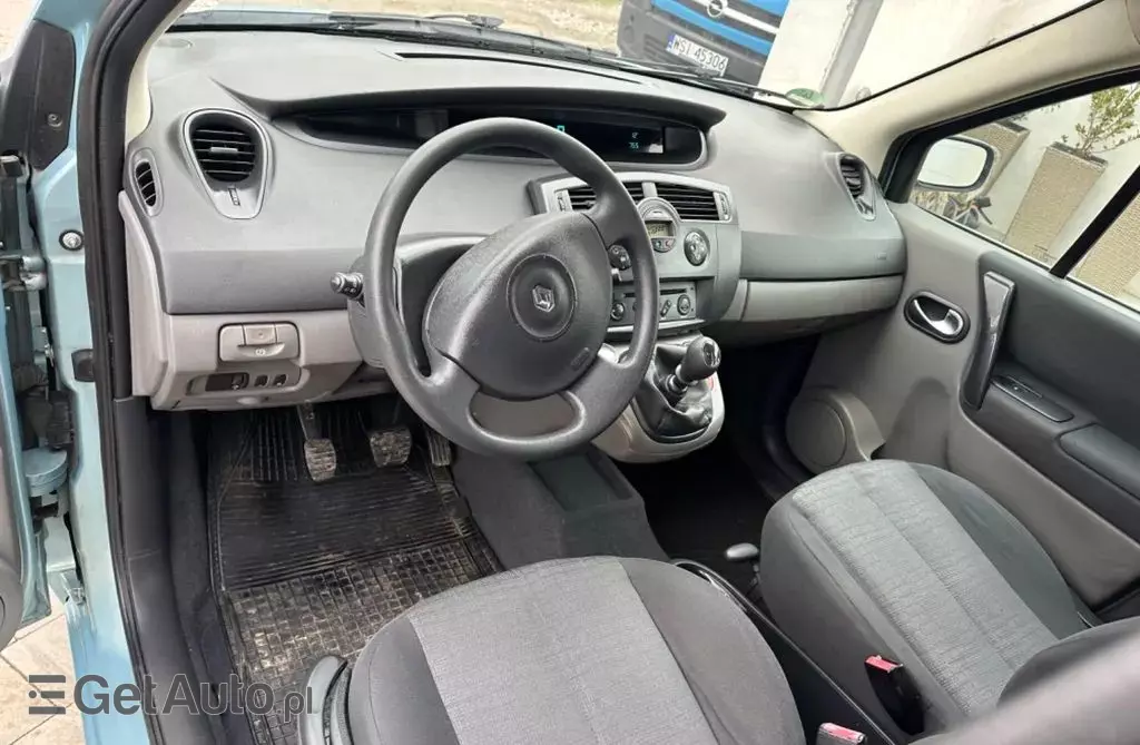 RENAULT Scenic 