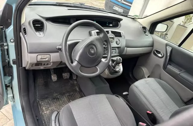 RENAULT Scenic 