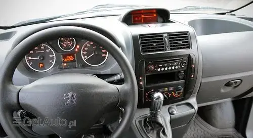 PEUGEOT Expert 