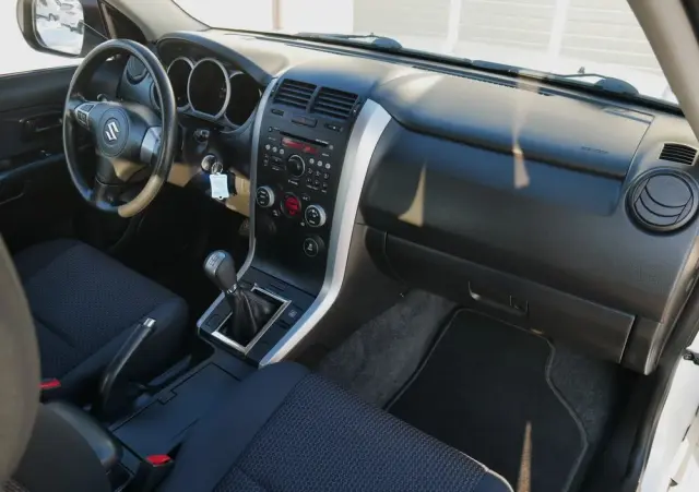 SUZUKI Grand Vitara 1.6 City