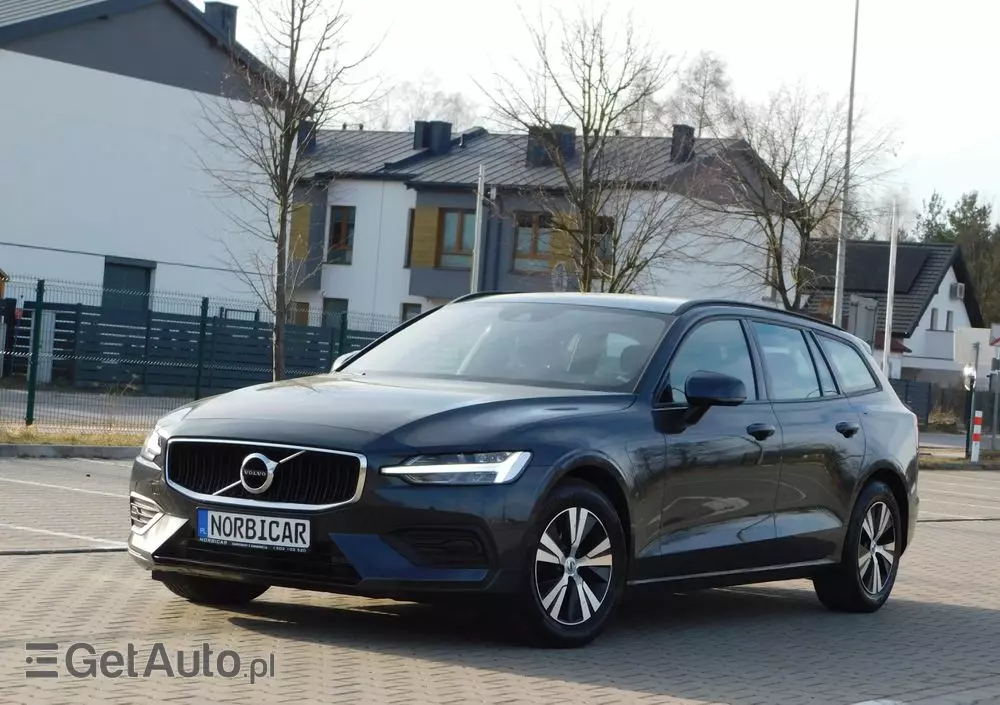 VOLVO V60 D3 Momentum
