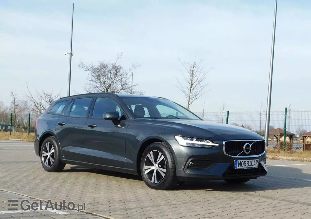 VOLVO V60 D3 Momentum