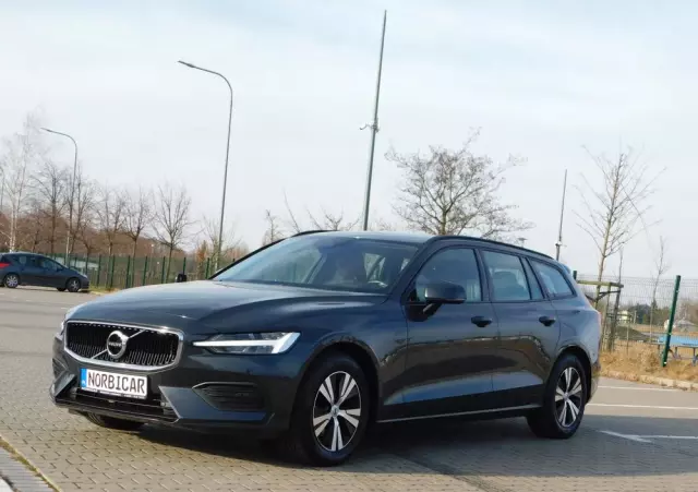 VOLVO V60 D3 Momentum