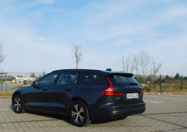 VOLVO V60 D3 Momentum