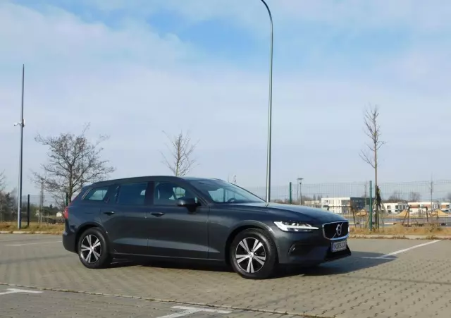 VOLVO V60 D3 Momentum