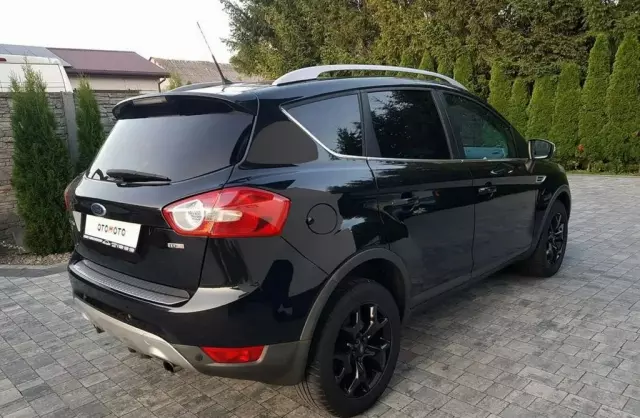 FORD Kuga 