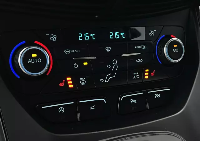 FORD Kuga 2.0 TDCi 4x4 Vignale