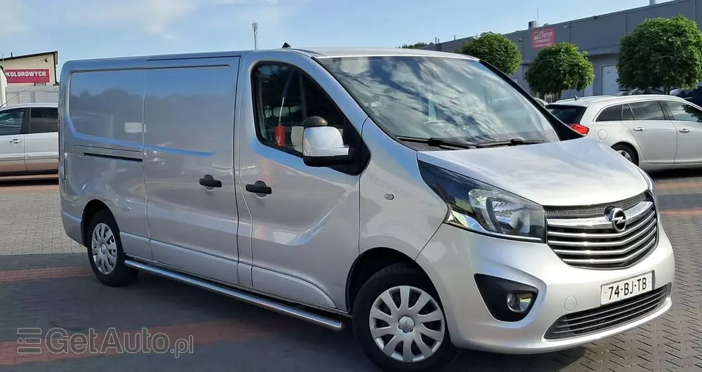 OPEL VIVARO 