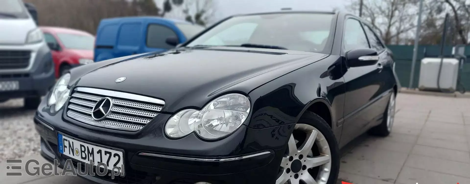 MERCEDES-BENZ Klasa C C 180 Kompressor (143 KM)