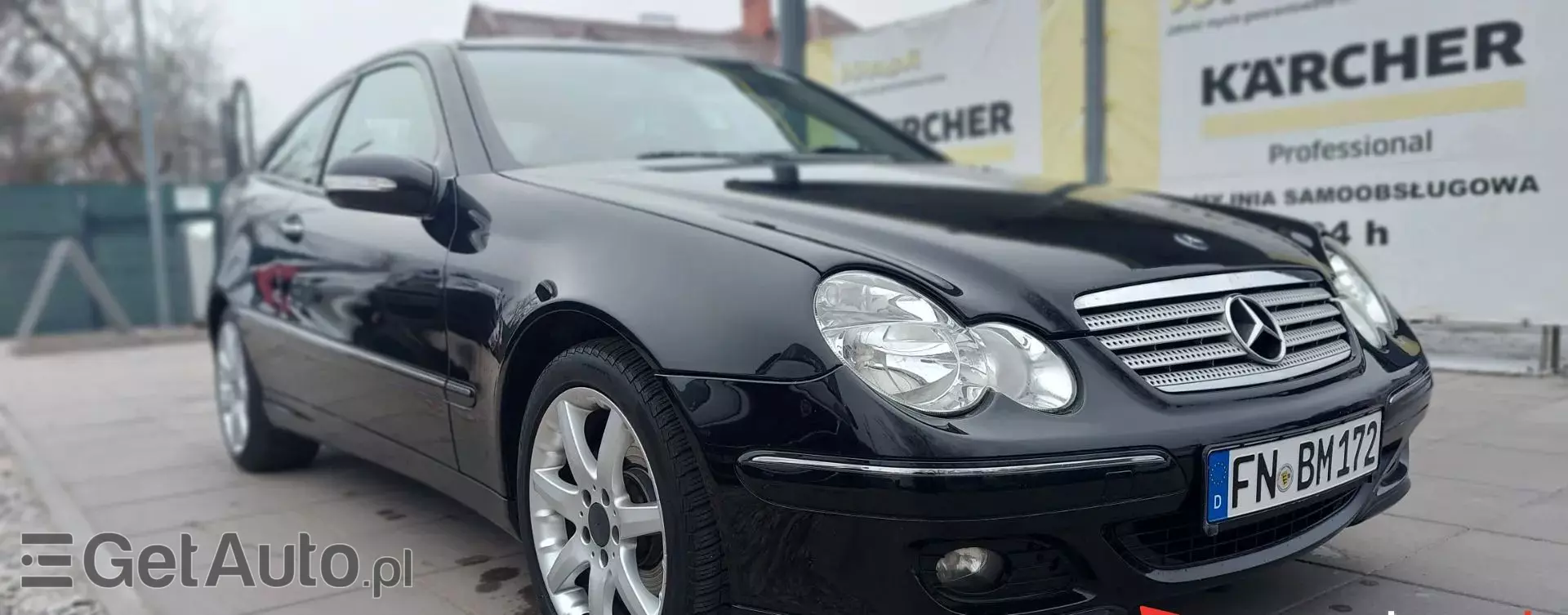 MERCEDES-BENZ Klasa C C 180 Kompressor (143 KM)